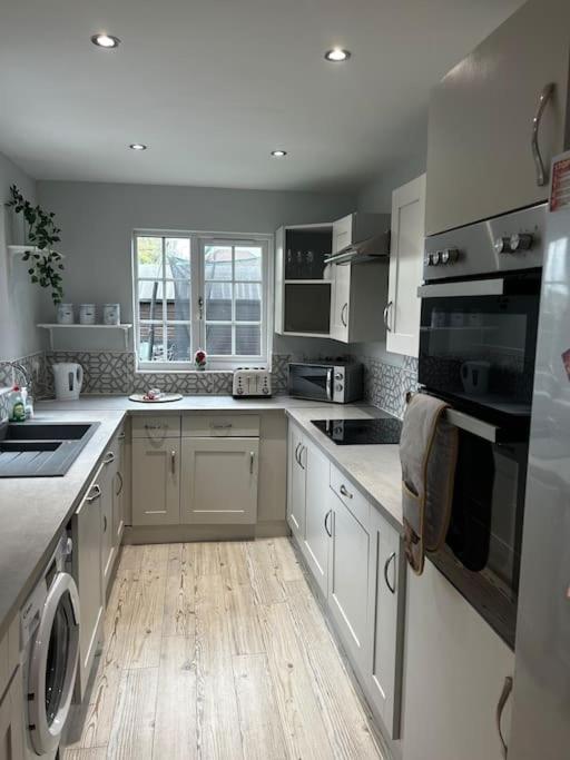 15 Min Drive To Airport 20 Min To Loch Lomond And City Center Old Kilpatrick Esterno foto