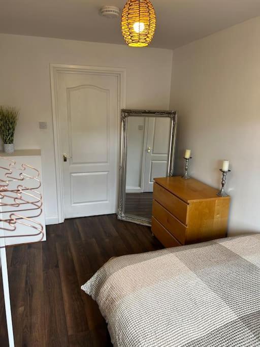 15 Min Drive To Airport 20 Min To Loch Lomond And City Center Old Kilpatrick Esterno foto