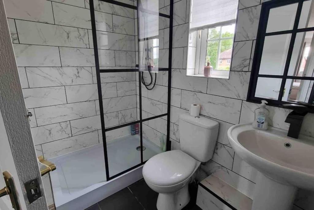 15 Min Drive To Airport 20 Min To Loch Lomond And City Center Old Kilpatrick Esterno foto